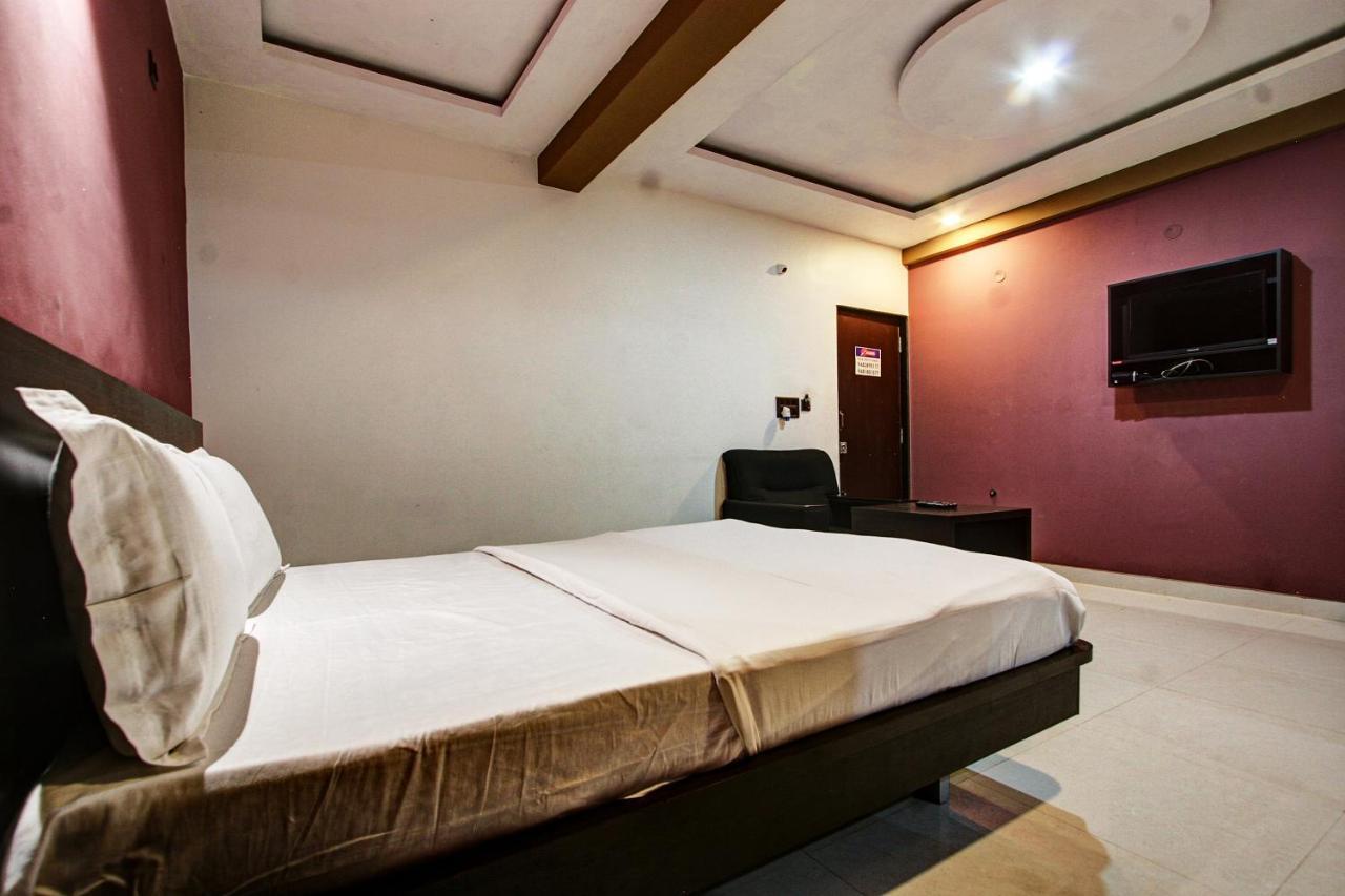 Spot On 37197 Mallya Residency Hotel Someshwar Екстериор снимка