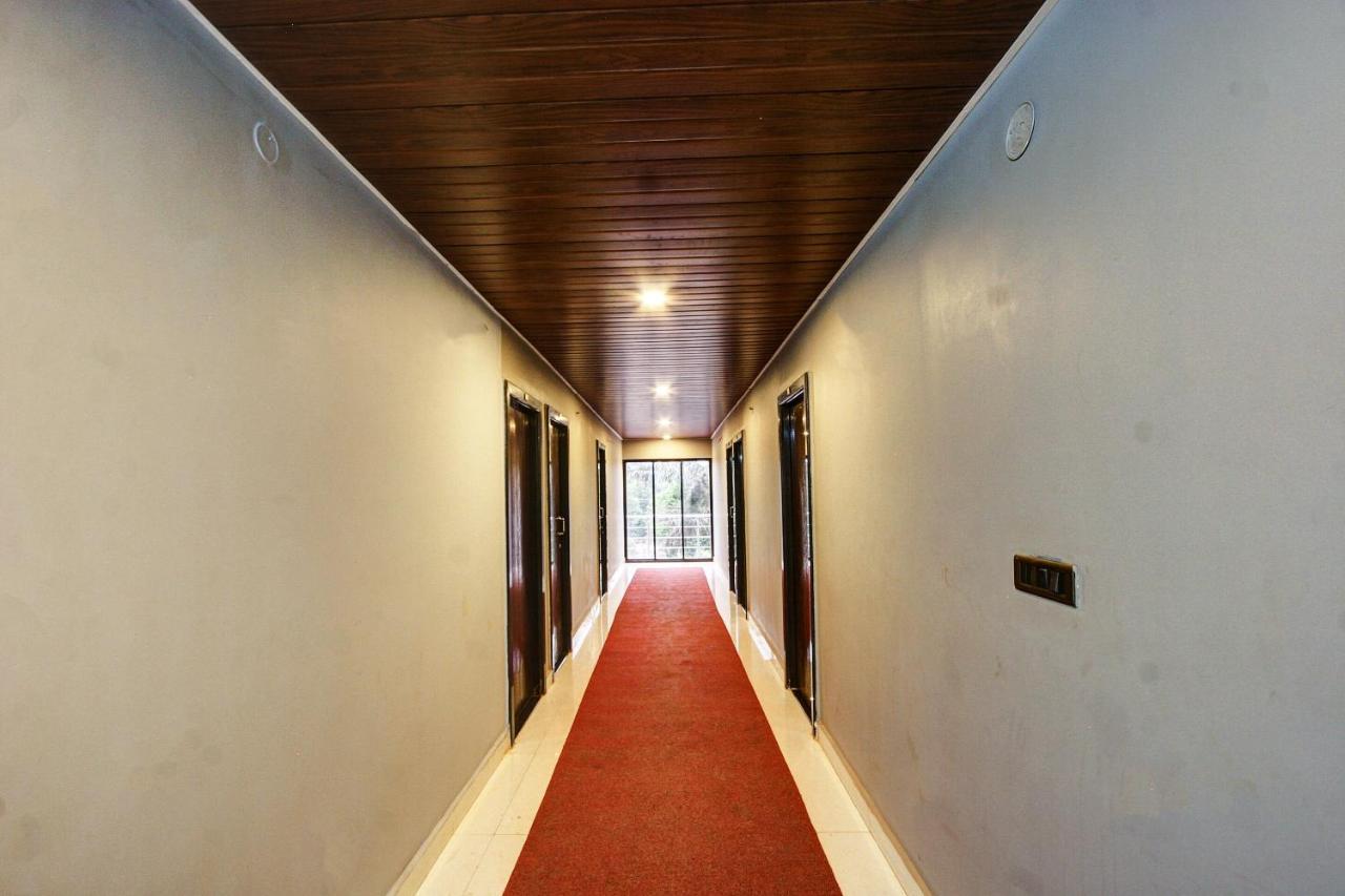 Spot On 37197 Mallya Residency Hotel Someshwar Екстериор снимка
